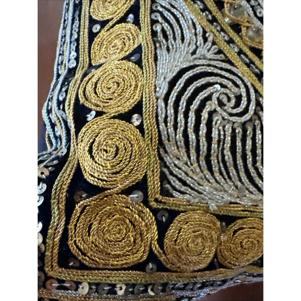 Ornate‎ Thai Elephant Throw Pillow Embroidered Sequined Tapestry Accent 15x15
